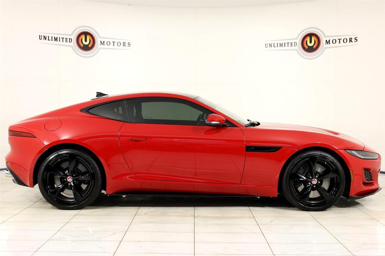 Jaguar F-Type P450 R-Dynamic Coupe AWD 2022