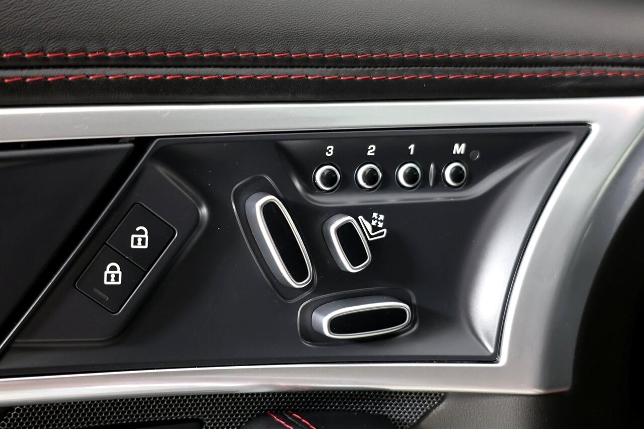 Jaguar F-Type P450 R-Dynamic Coupe AWD 2022