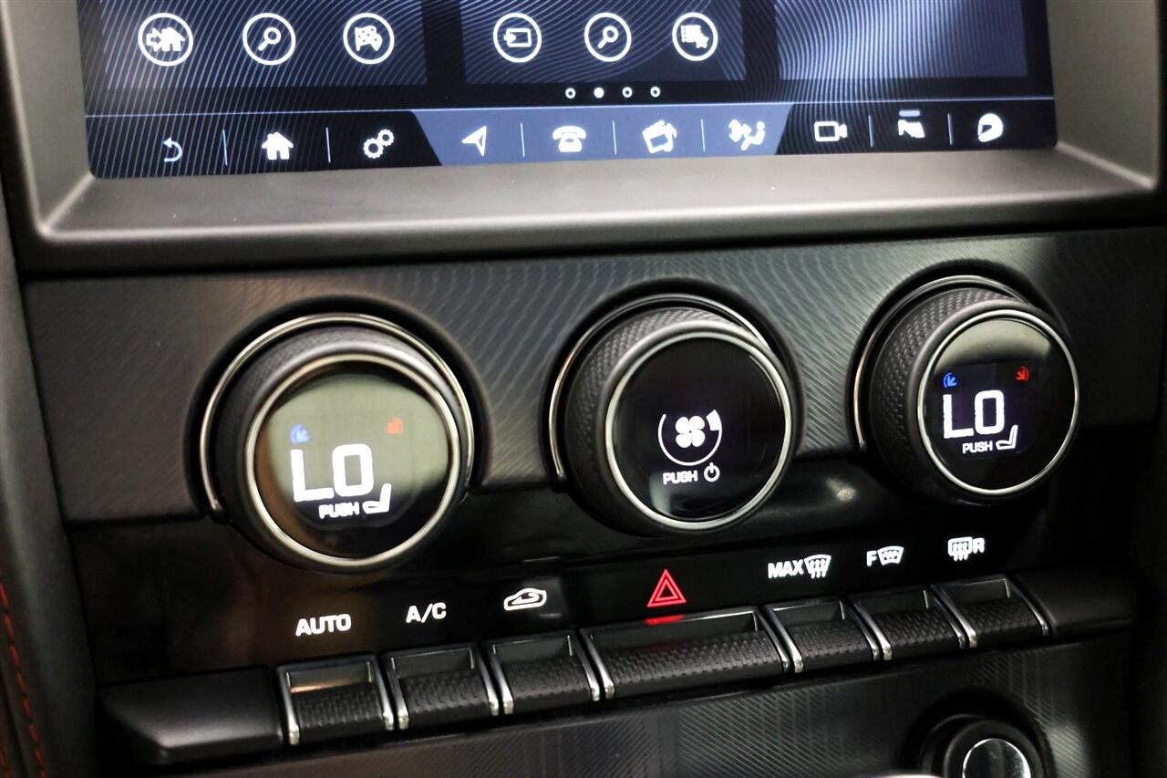Jaguar F-Type P450 R-Dynamic Coupe AWD 2022
