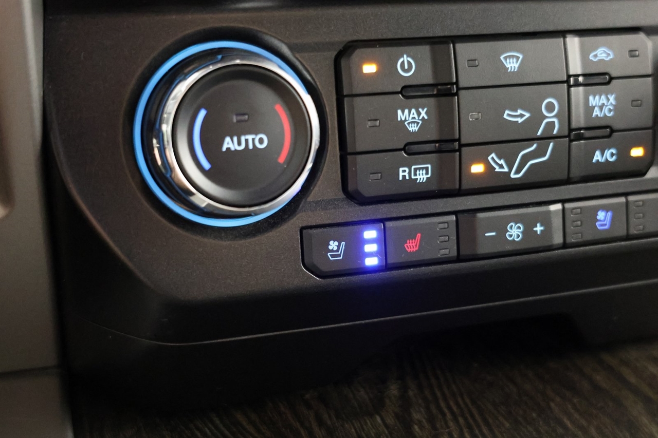 Ford F-250 SD Lariat Crew Cab 4WD 2021