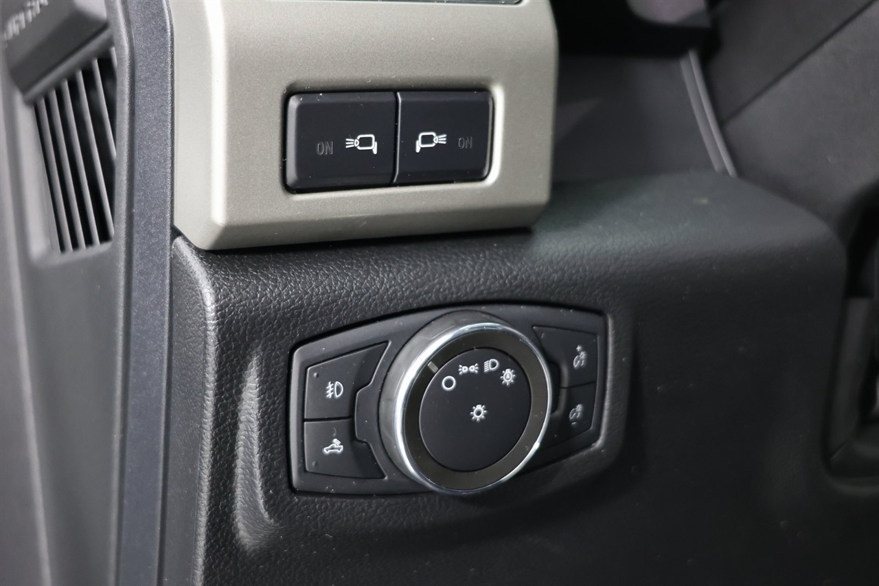 Ford F-250 SD Lariat Crew Cab 4WD 2021