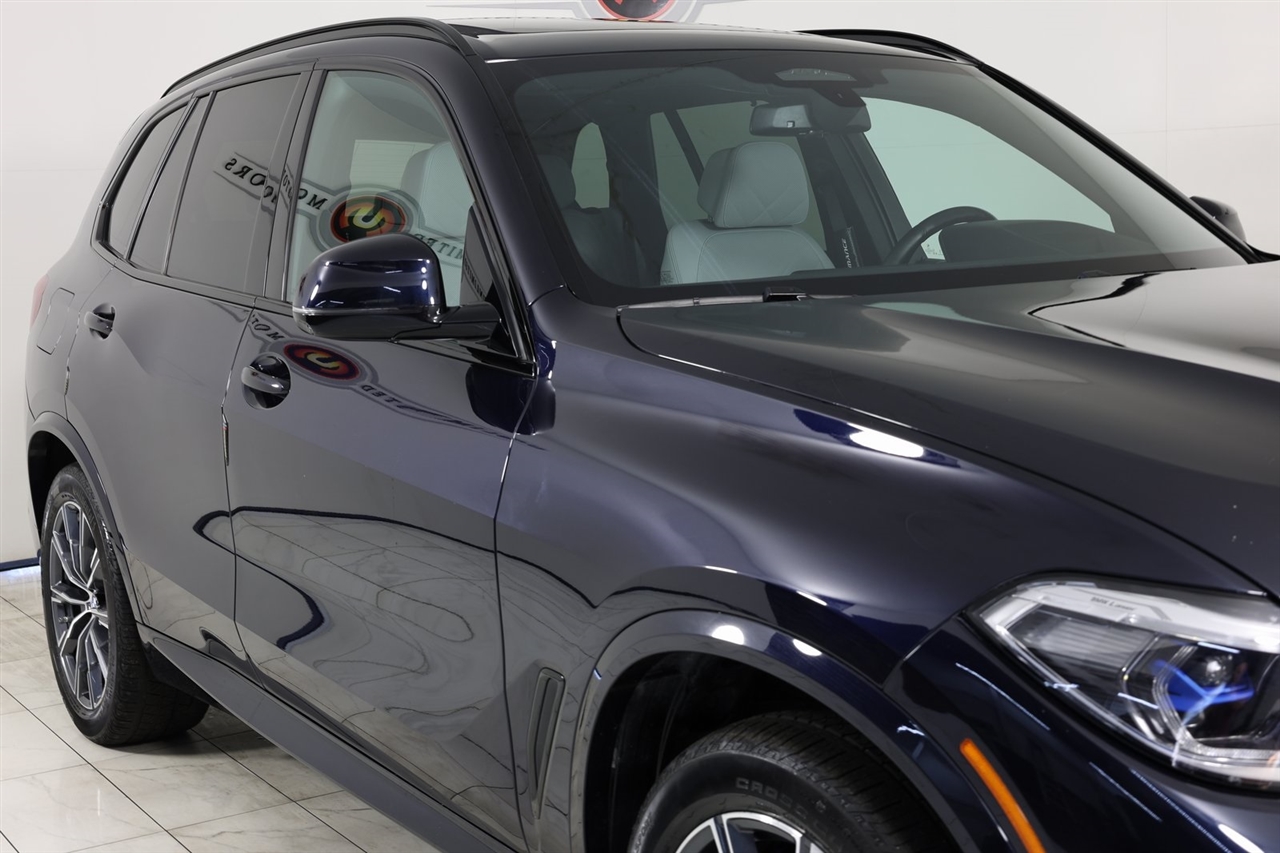 BMW X5 M50i 2023