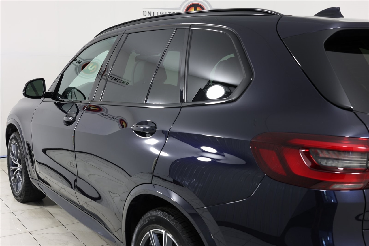 BMW X5 M50i 2023