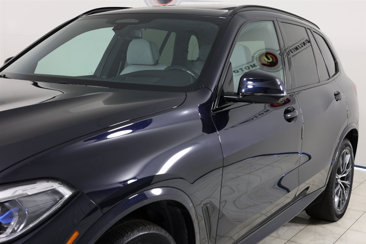 BMW X5 M50i 2023