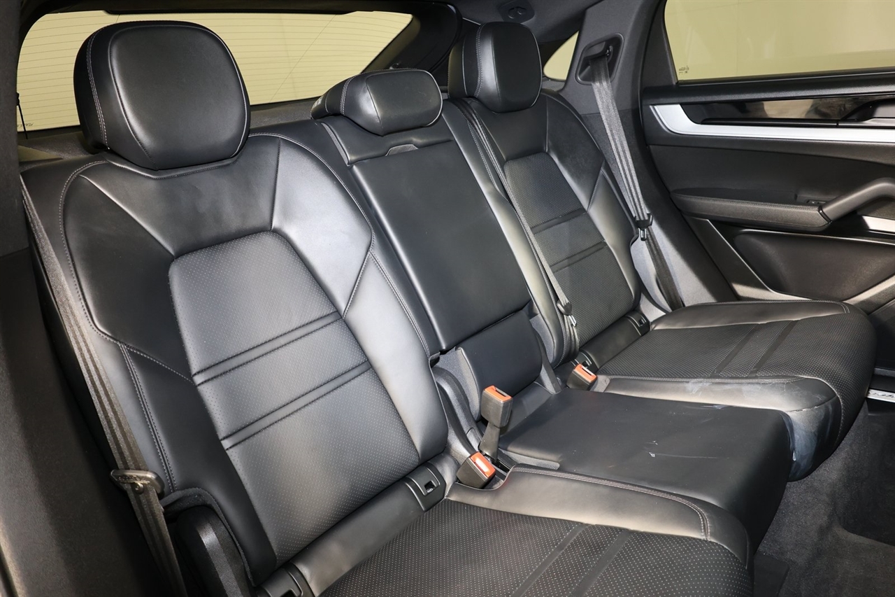 Porsche Cayenne Coupe 2024