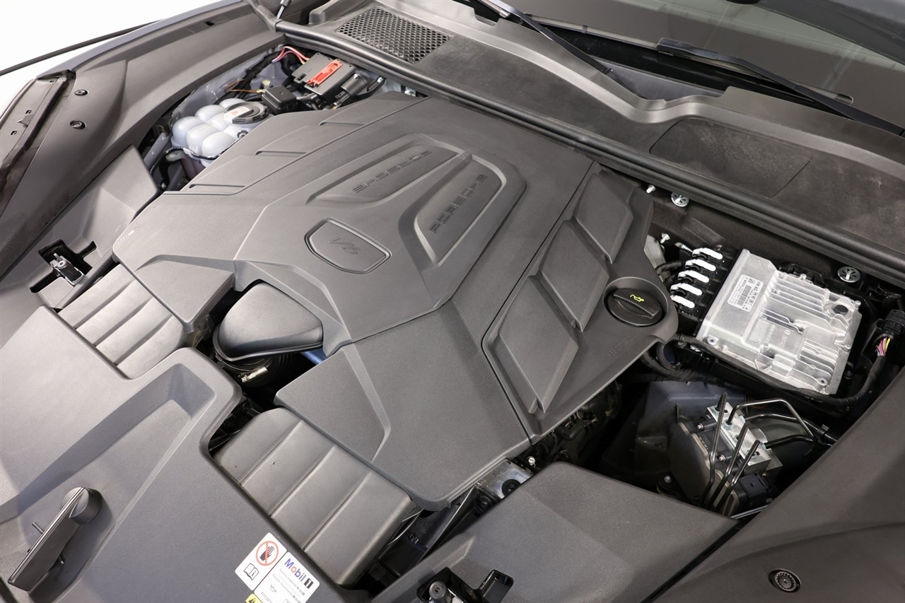 Porsche Cayenne Coupe 2024