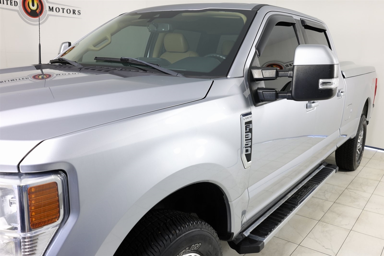 Ford F-350 SD Lariat Crew Cab Long Bed 4WD 2022