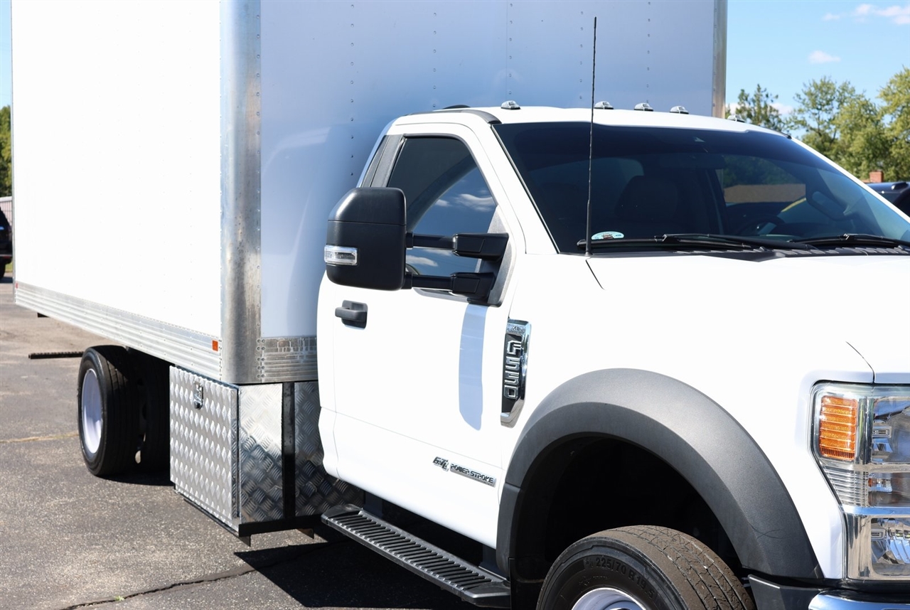 Ford F-550 Regular Cab DRW 2WD 2022