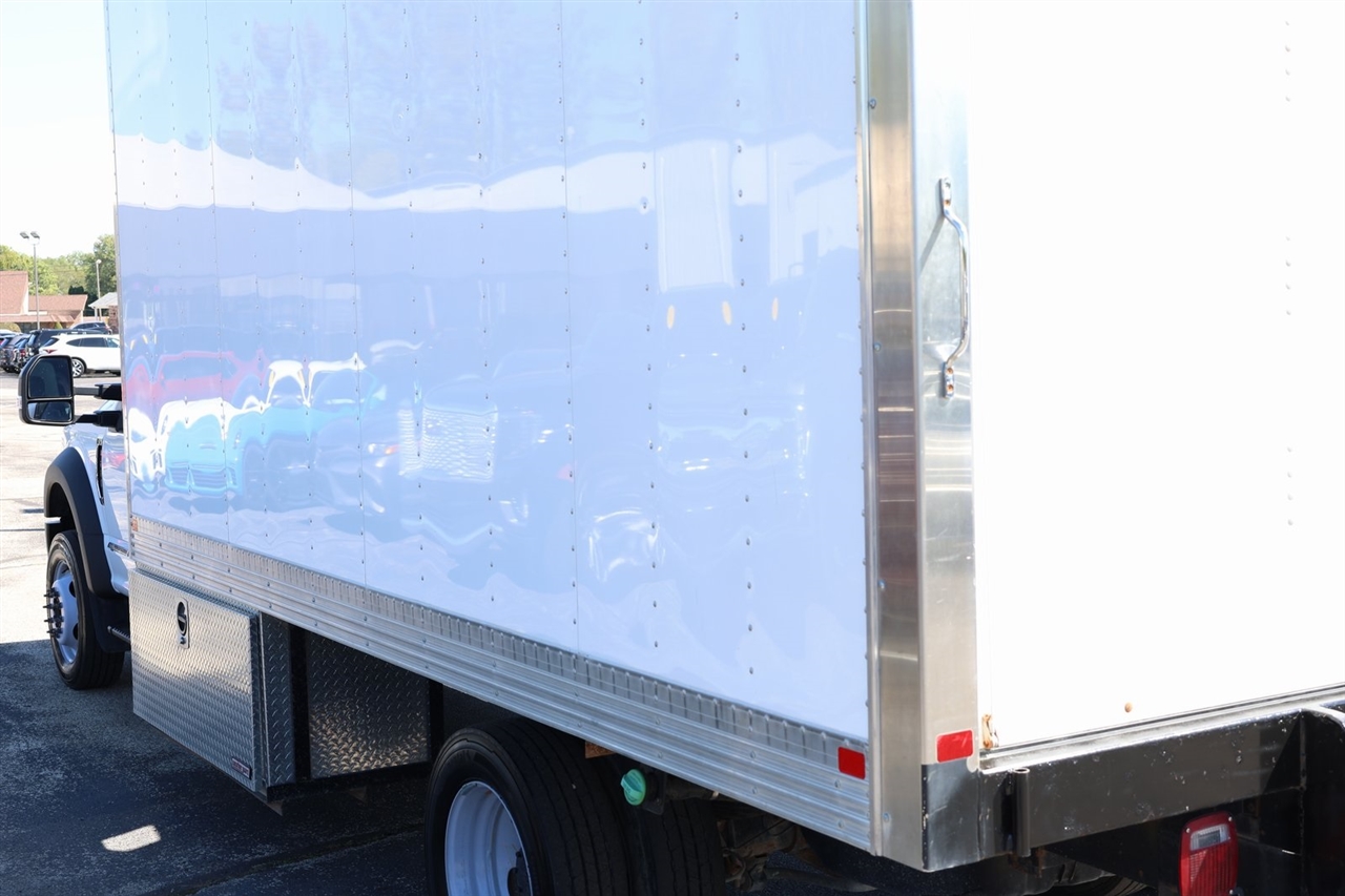 Ford F-550 Regular Cab DRW 2WD 2022