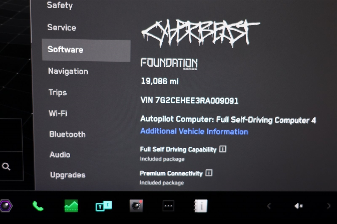 Tesla Cybertruck Cyberbeast 2024