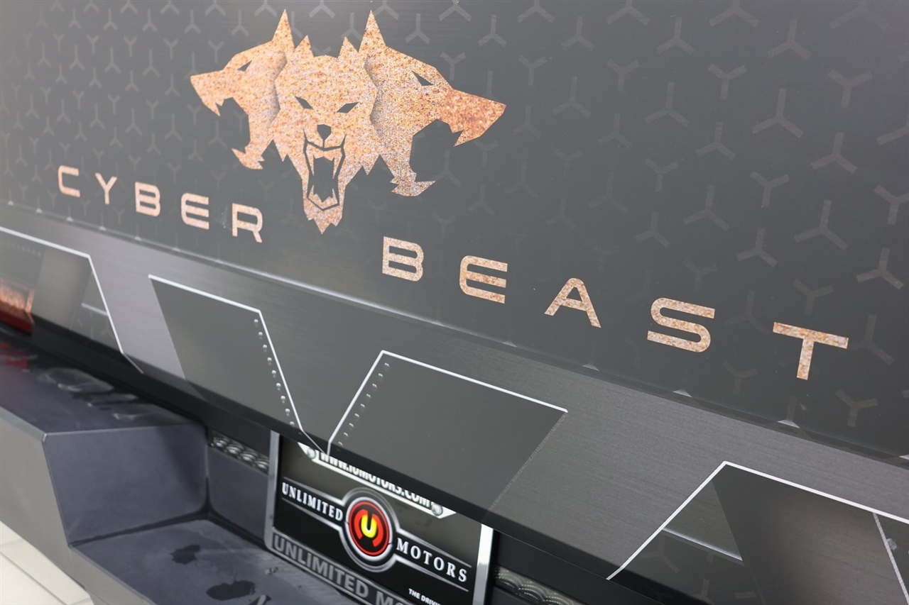 Tesla Cybertruck Cyberbeast 2024