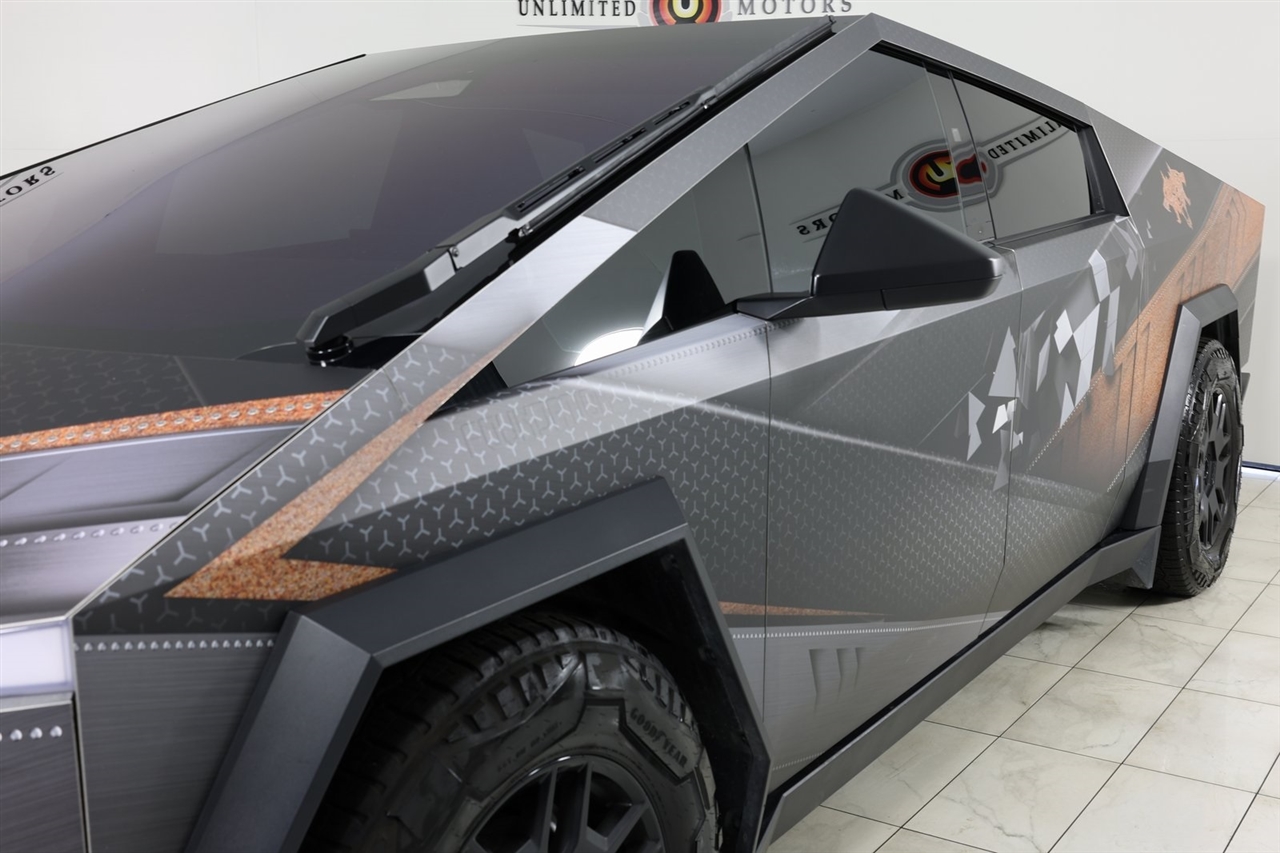 Tesla Cybertruck Cyberbeast 2024
