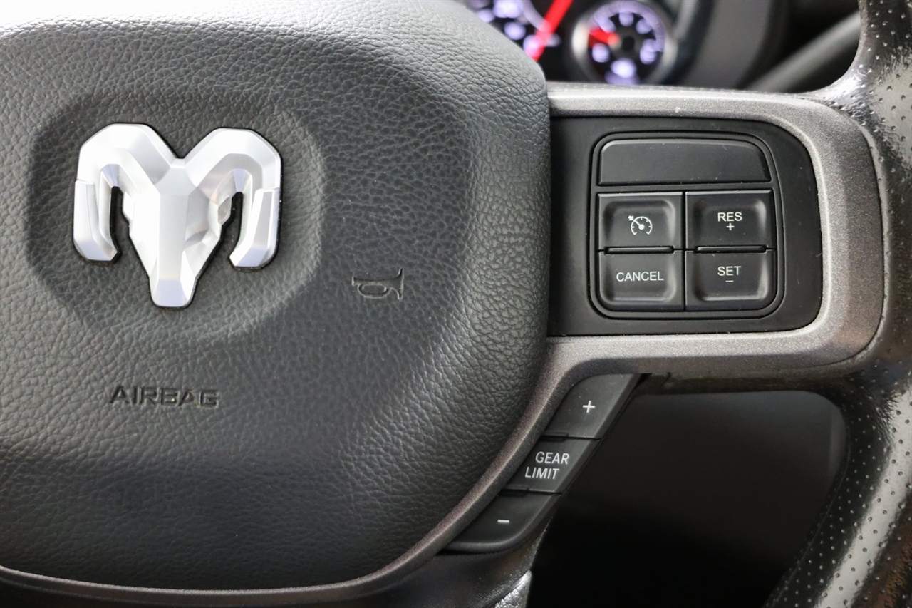 RAM 5500 Crew Cab SWB 4WD DRW 2022