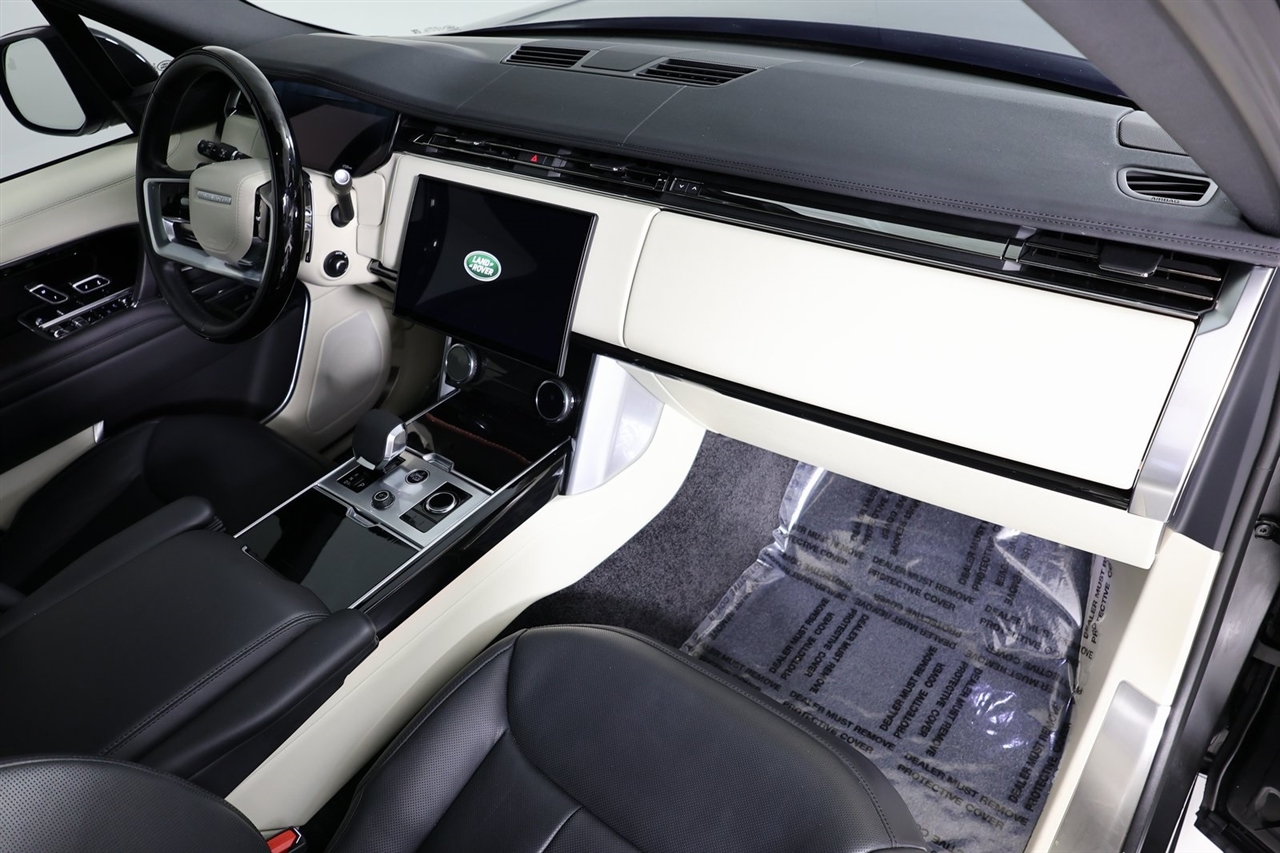 Land Rover New Range Rover SE 2023