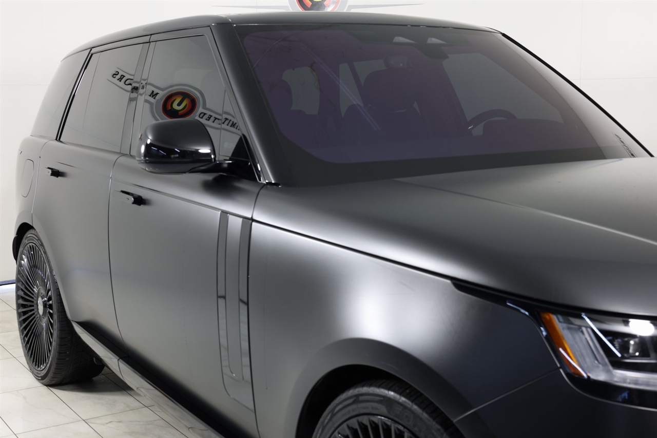 Land Rover New Range Rover SE 2023