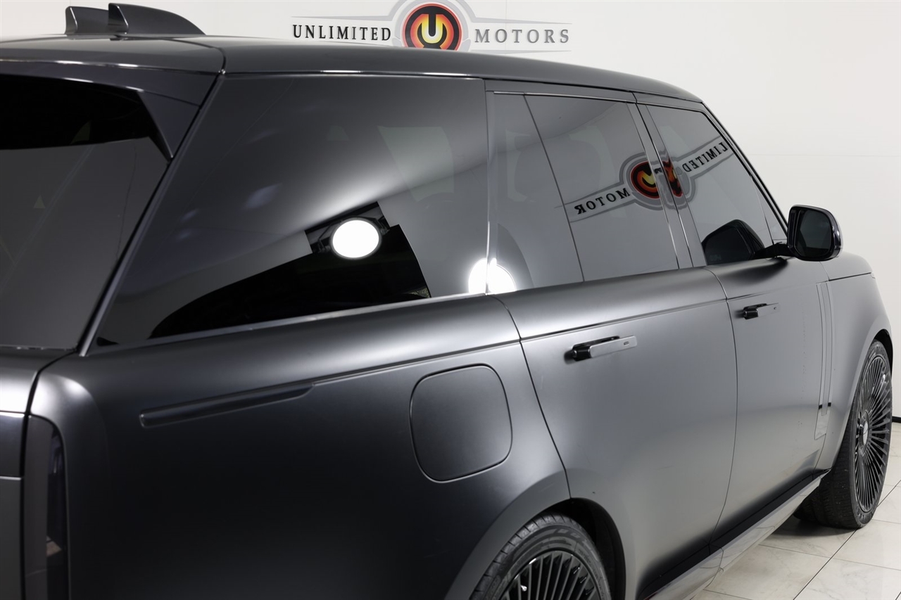 Land Rover New Range Rover SE 2023