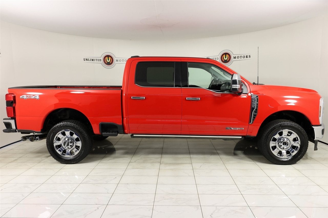 Ford F-350 SD XL Crew Cab Long Bed 4WD 2025