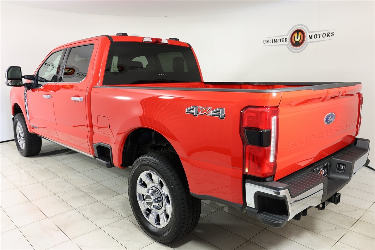 Ford F-350 SD XL Crew Cab Long Bed 4WD 2025