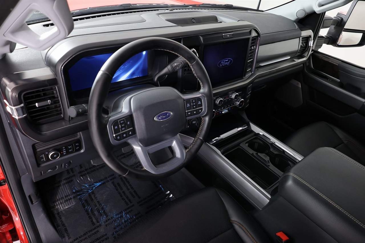 Ford F-350 SD XL Crew Cab Long Bed 4WD 2025