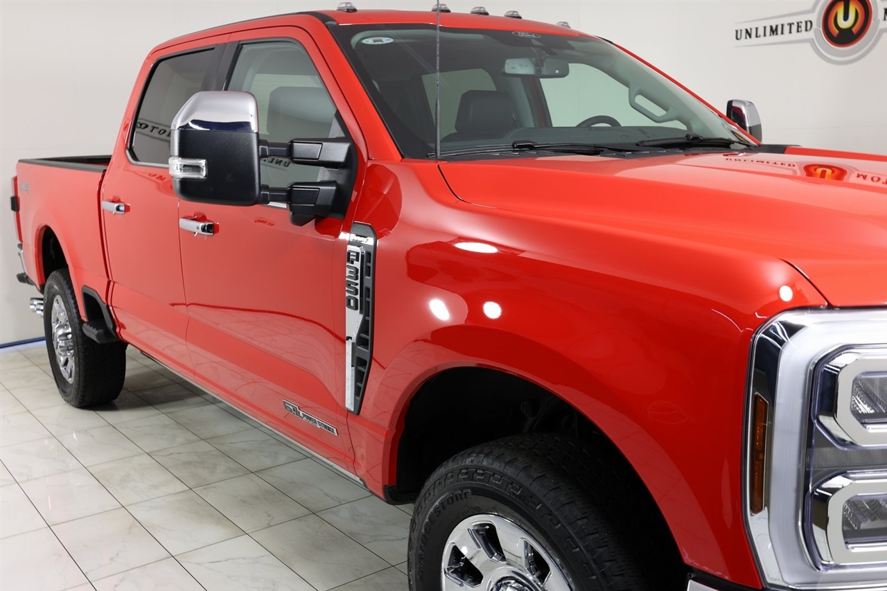 Ford F-350 SD XL Crew Cab Long Bed 4WD 2025