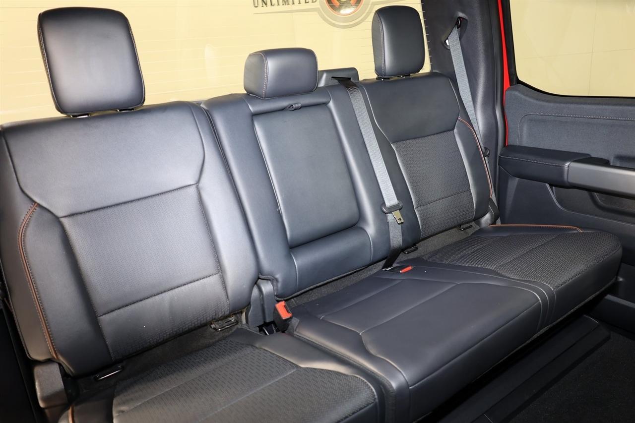 Ford F-350 SD XL Crew Cab Long Bed 4WD 2025