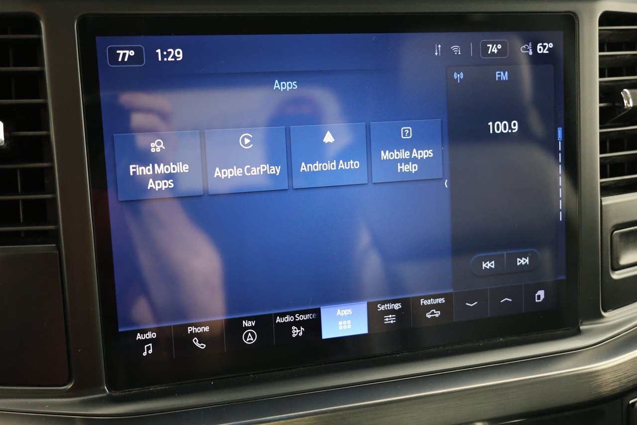 Ford F-350 SD XL Crew Cab Long Bed 4WD 2025