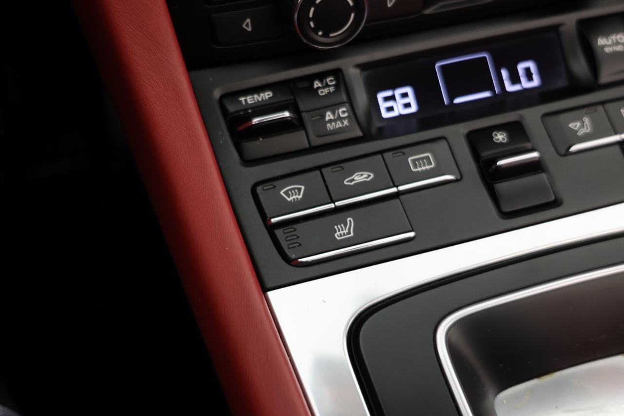 Porsche 911 Carrera S Cabriolet 2014
