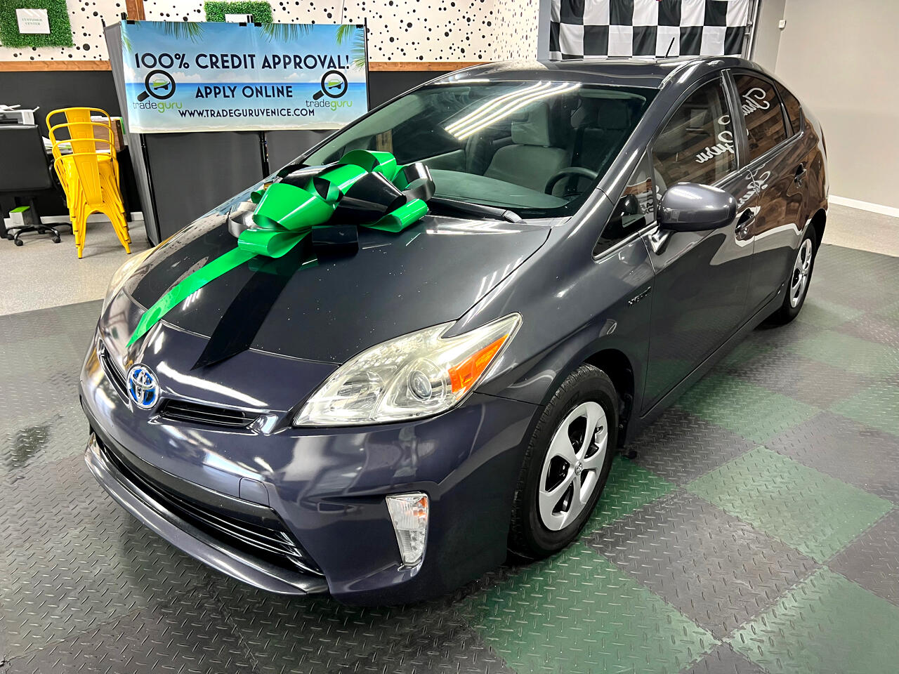 Toyota Prius 5dr HB Persona Series Special Edition (Natl) 2015