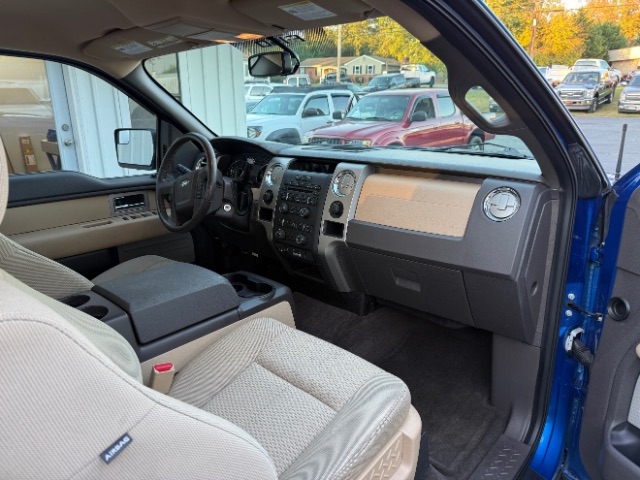 Ford F-150  2011