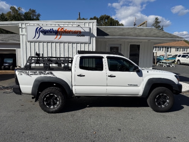 Toyota Tacoma  2011