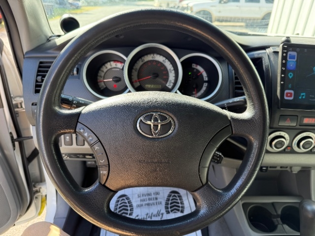 Toyota Tacoma  2011