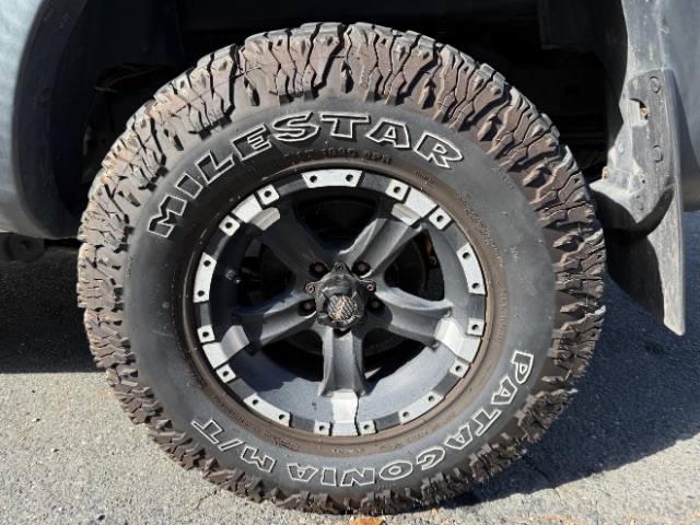 Toyota Tacoma  2011