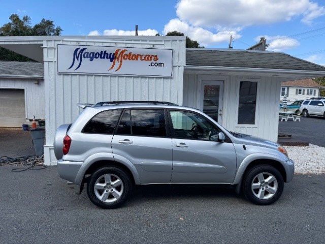 Toyota RAV4  2005