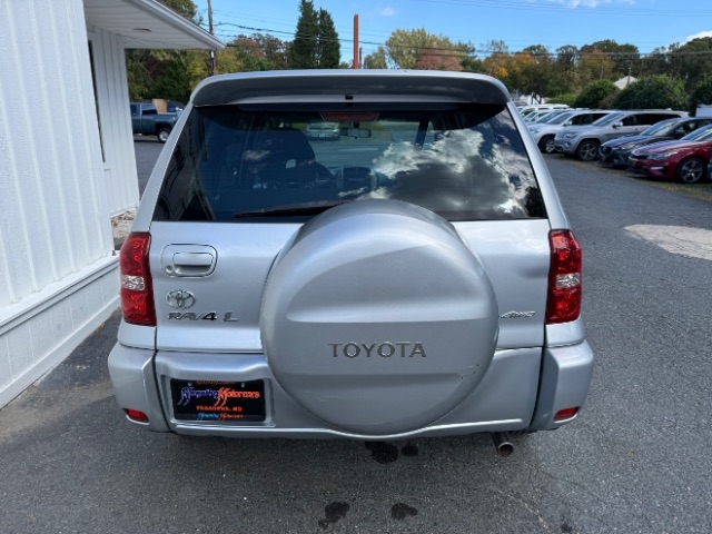 Toyota RAV4  2005