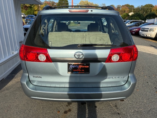 Toyota Sienna  2007