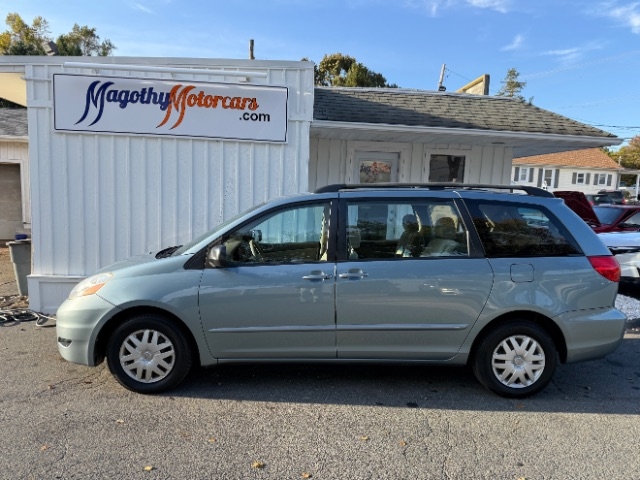 Toyota Sienna  2007