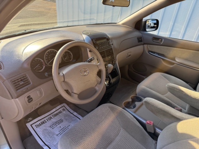 Toyota Sienna  2007