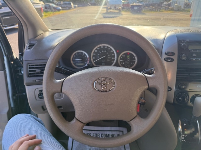 Toyota Sienna  2007
