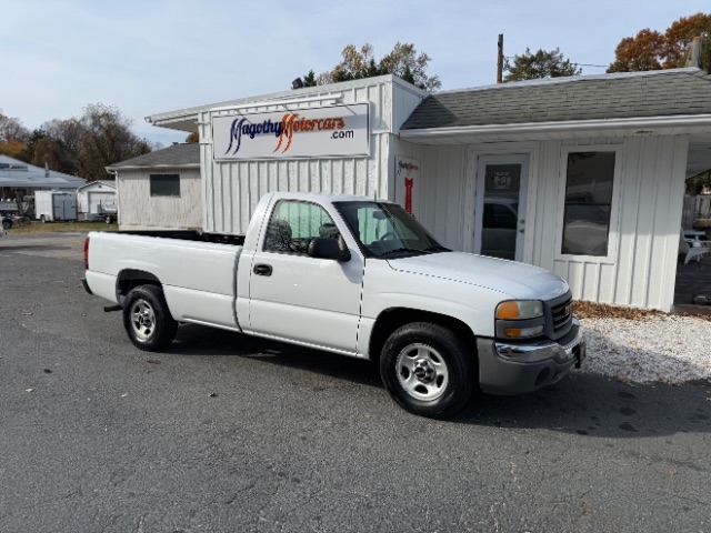 2004 GMC Sierra 1500 Work Truck