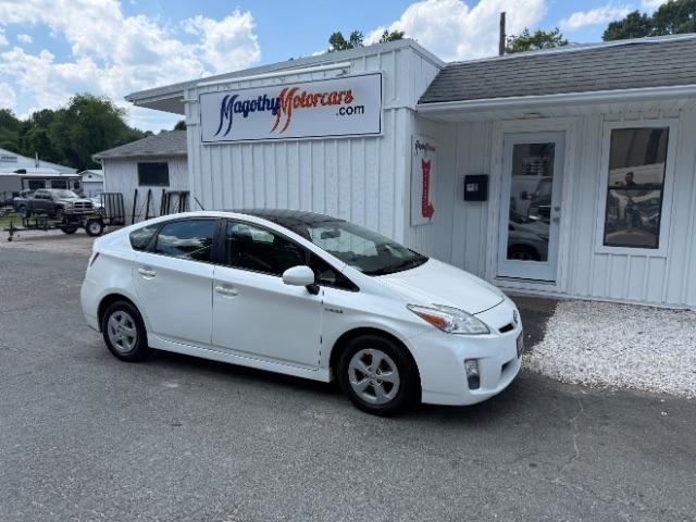 2010 Toyota Prius III