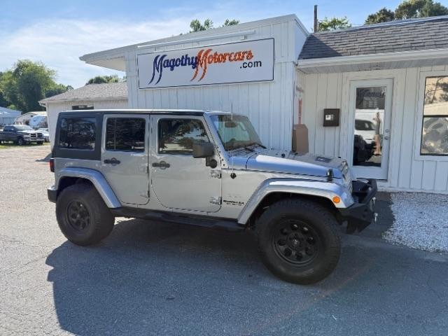 2013 Jeep Wrangler Sahara
