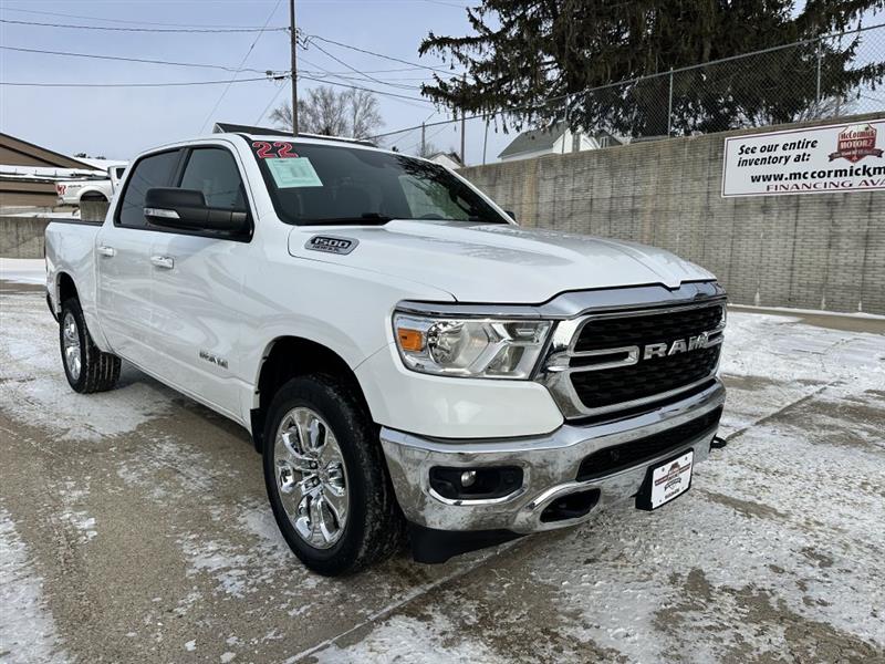 RAM 1500 Big Horn Crew Cab SWB 4WD 2022