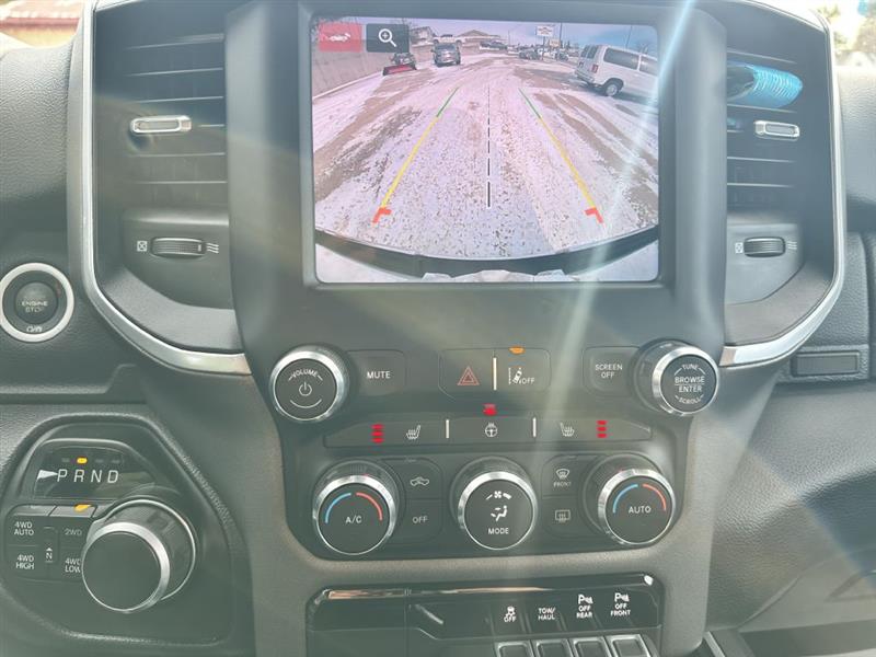 RAM 1500 Big Horn Crew Cab SWB 4WD 2022