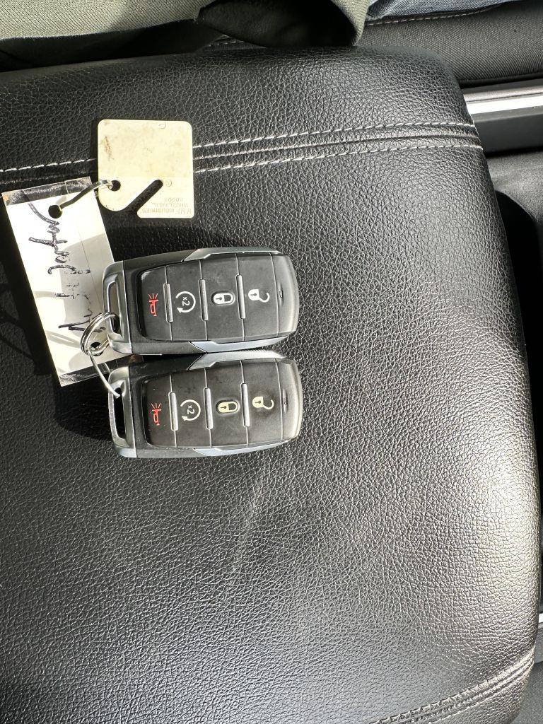 RAM 1500 Big Horn Crew Cab SWB 4WD 2022