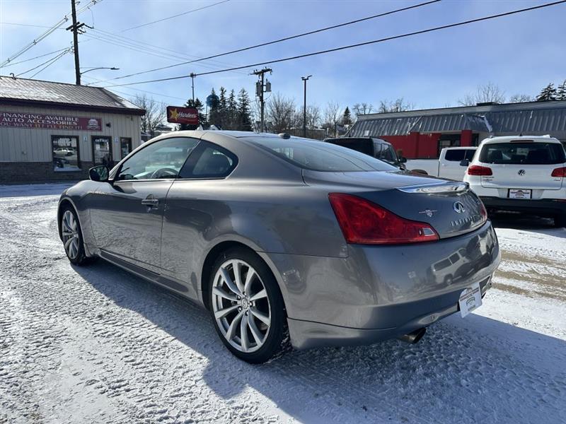 Infiniti G37 Base 2008