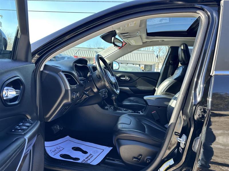 Jeep Cherokee Latitude Lux 4WD 2021