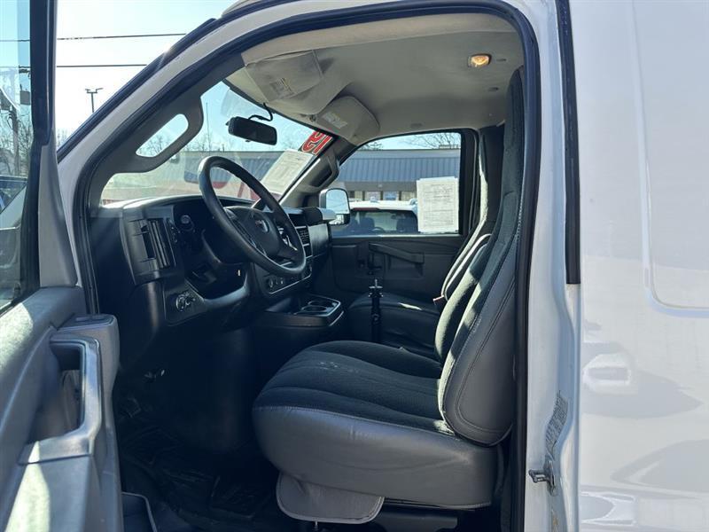 GMC Savana G2500 Cargo 2019