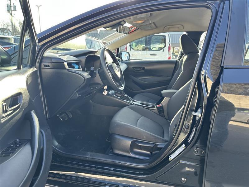 Toyota Corolla LE 2022