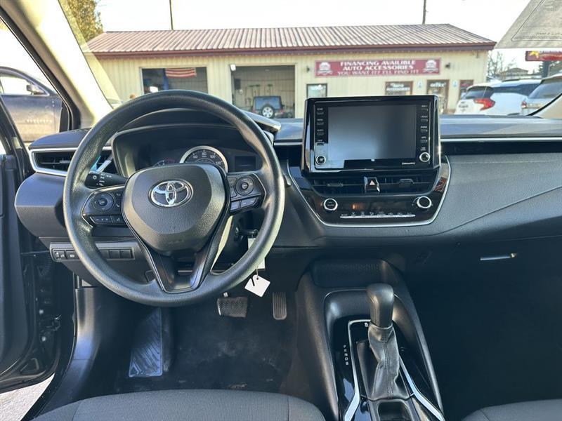 Toyota Corolla LE 2022