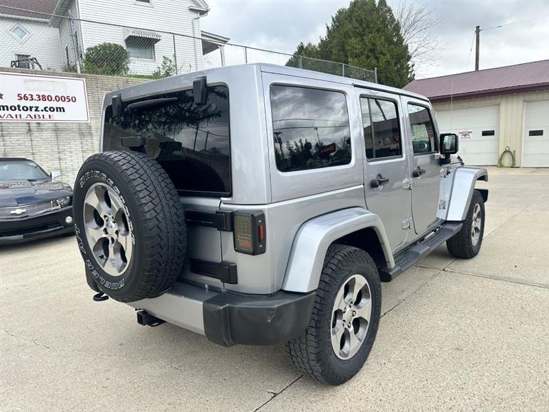 Jeep Wrangler Unlimited Sahara 4WD 2017